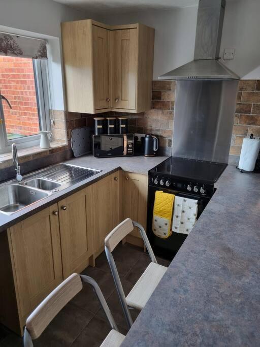 41 Mortimer Drive, Ideal Location Near Ludlow Orleton 외부 사진